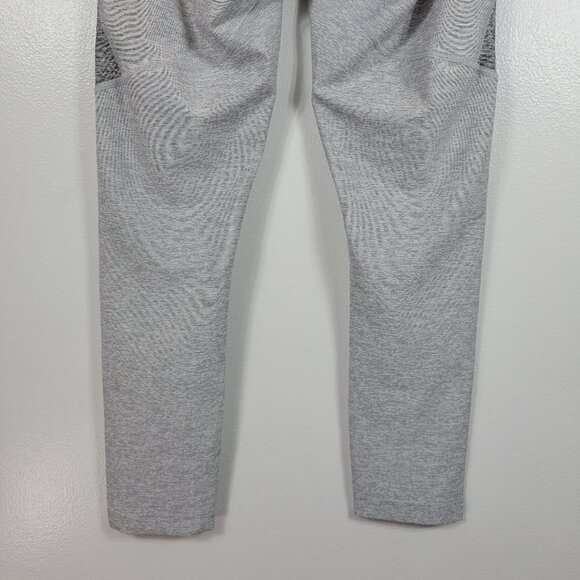 42. Outdoor Voices Women Gray  Mid Rise Two tone 3/4 Legging Pants Size Small - Picture 9 of 11